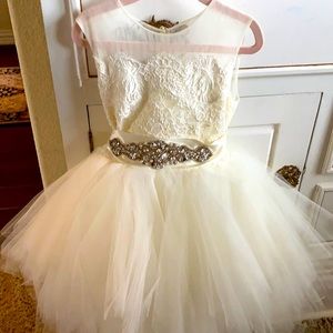 Child’s flower girl dress only worn once!